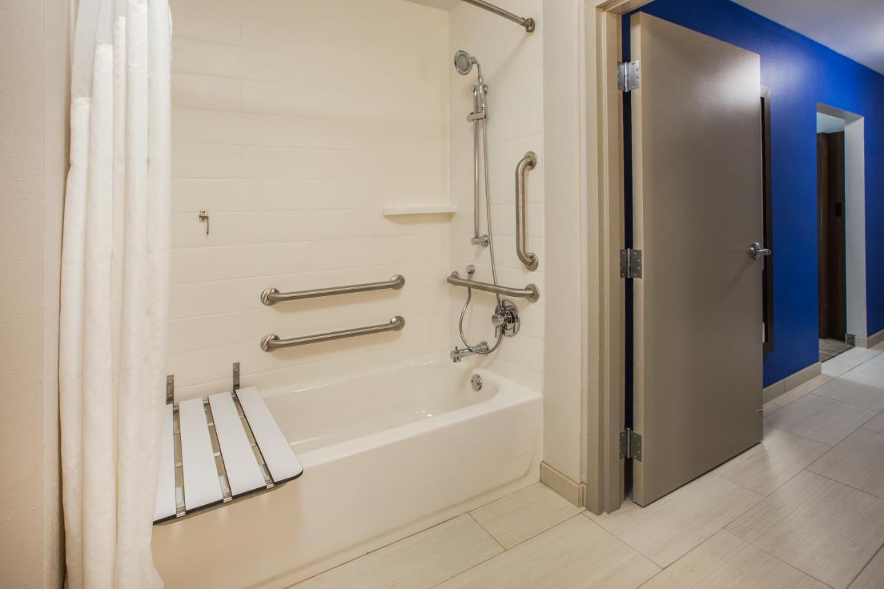 Holiday Inn Express - White Marsh By Ihg Bagian luar foto